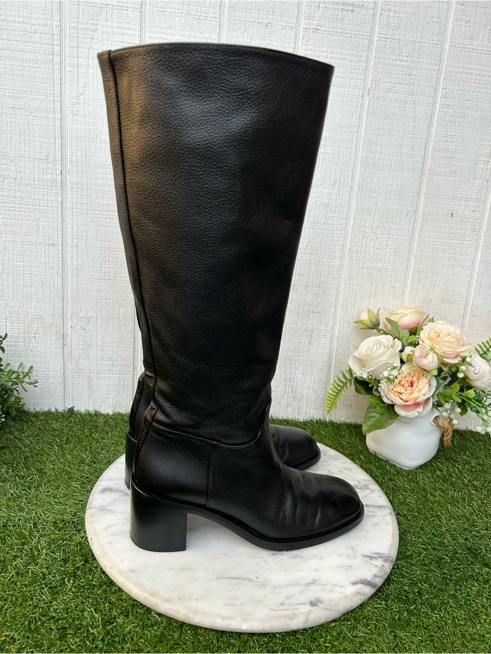 Stuart Weitzman Finn 55MM Leather Knee-High Boots black $795 size 6.5 gently use